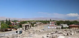 Tyana Antik Kenti'nde Sekizgen Planlı Kilise Bulundu