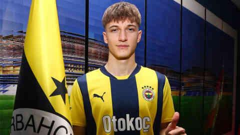 Arda İbrahim Akgün kimdir? Arda İbrahim Akgün nereli, kaç yaşında? Arda İbrahim Akgün hangi takımlarda oynadı?