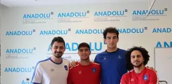 Anadolu Efes oyuncuları sağlık kontrollerinden geçti