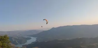 Çorum'un Oğuzlar ilçesindeki Tekke Dağı'na yamaç paraşütü için Uçuş Tescili Belgesi verildi