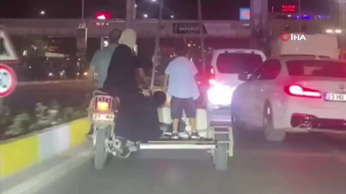 Elazığ'da tehlikeli yolculuk kamerada