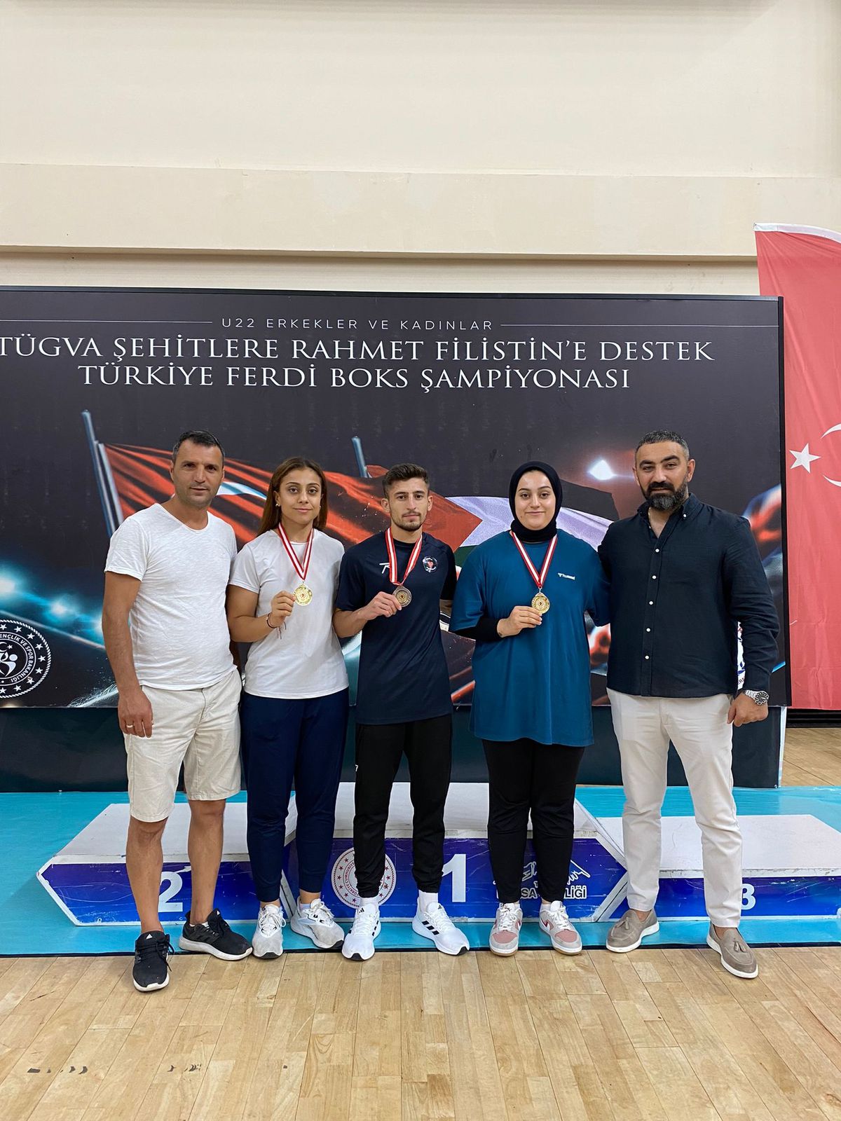 Muğla Boks Spor Kulübü Sporcuları Türkiye Ferdi Boks Şampiyonası'nda Şampiyon Oldu