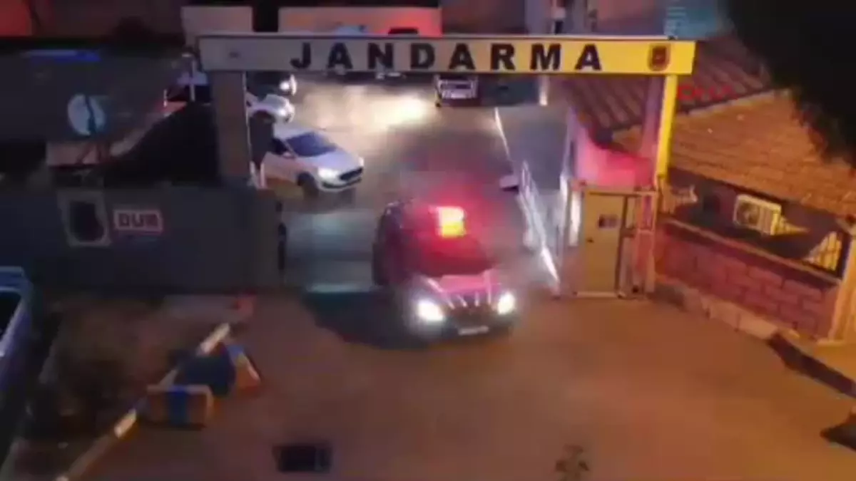 NARKOÇELİK-33 Operasyonunda 1 Ton 521 Kilogram Uyuşturucu Ele Geçirildi, 63 Kişi Yakalandı