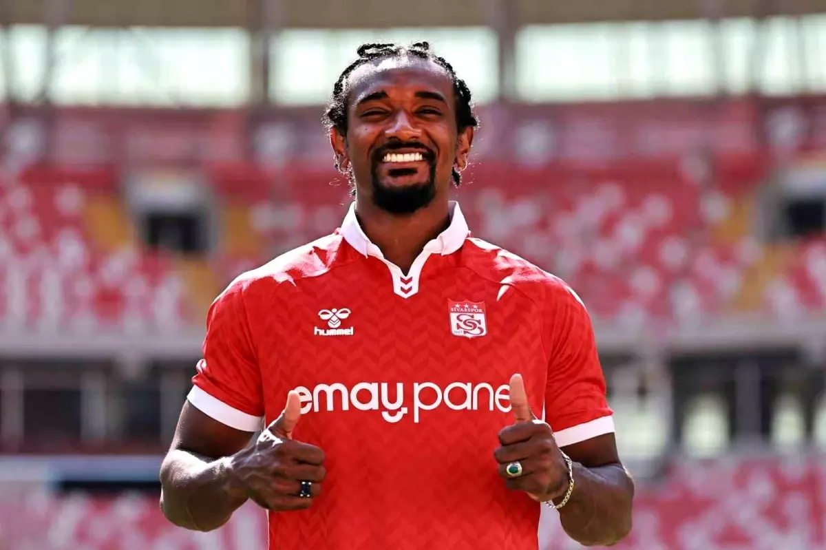 Sivasspor Samuel Moutoussamy'i kadrosuna kattı