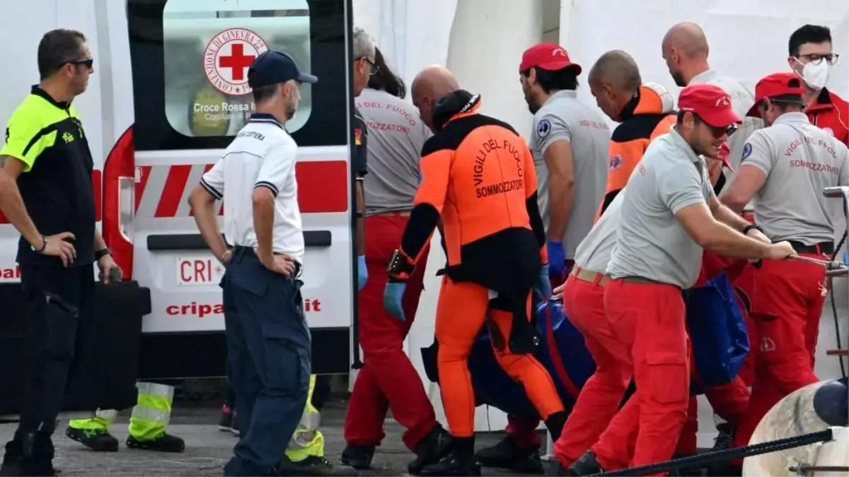 İtalya'nın Sicilya Adası Açıklarında Batan Lüks Teknede Cesetlere Ulaşıldı