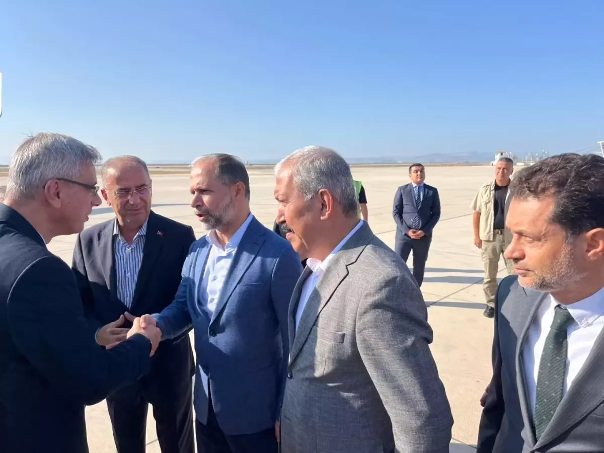 Sağlık Bakanı Kemal Memişoğlu Hatay'a geldi