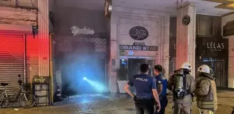 Beyoğlu'nda 9 Katlı Otelde Çıkan Yangın Söndürüldü