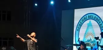 Suşehri ilçesinde yaz akşamları konser düzenlendi