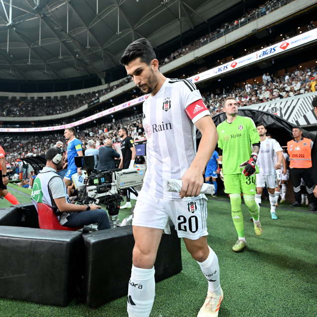 Beşiktaş'ta deprem! Yıldız futbolcu, 6-8 ay arası yok