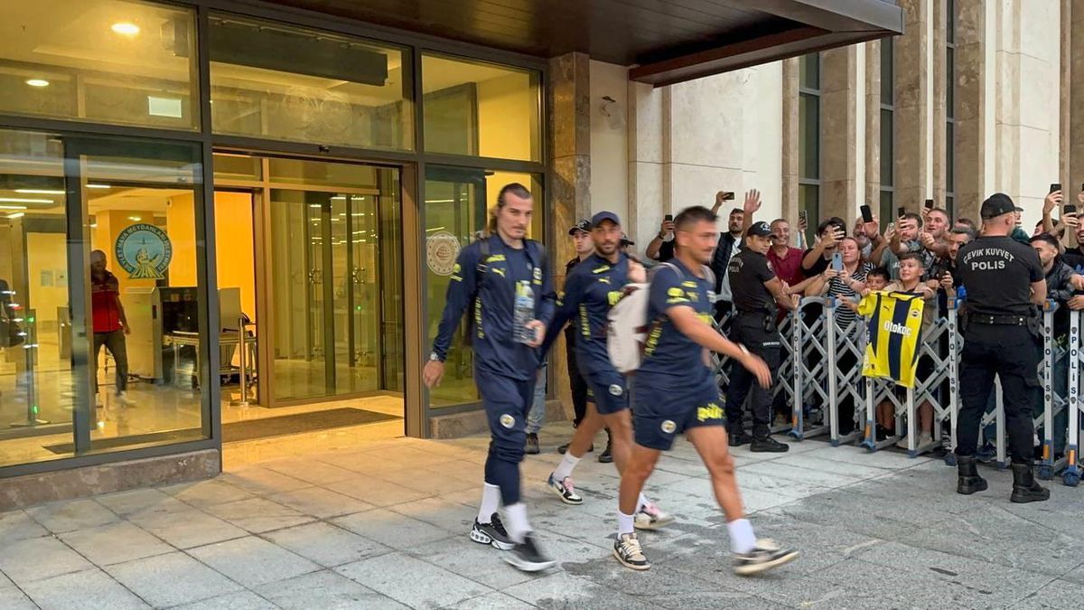 Fenerbahçe Rize'ye geldi