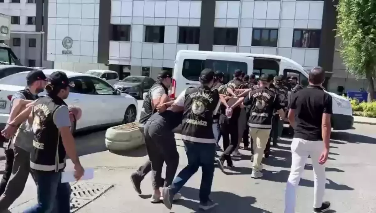 İstanbul'da Suç Örgütüne Operasyon: 52 Şüpheli Gözaltına Alındı