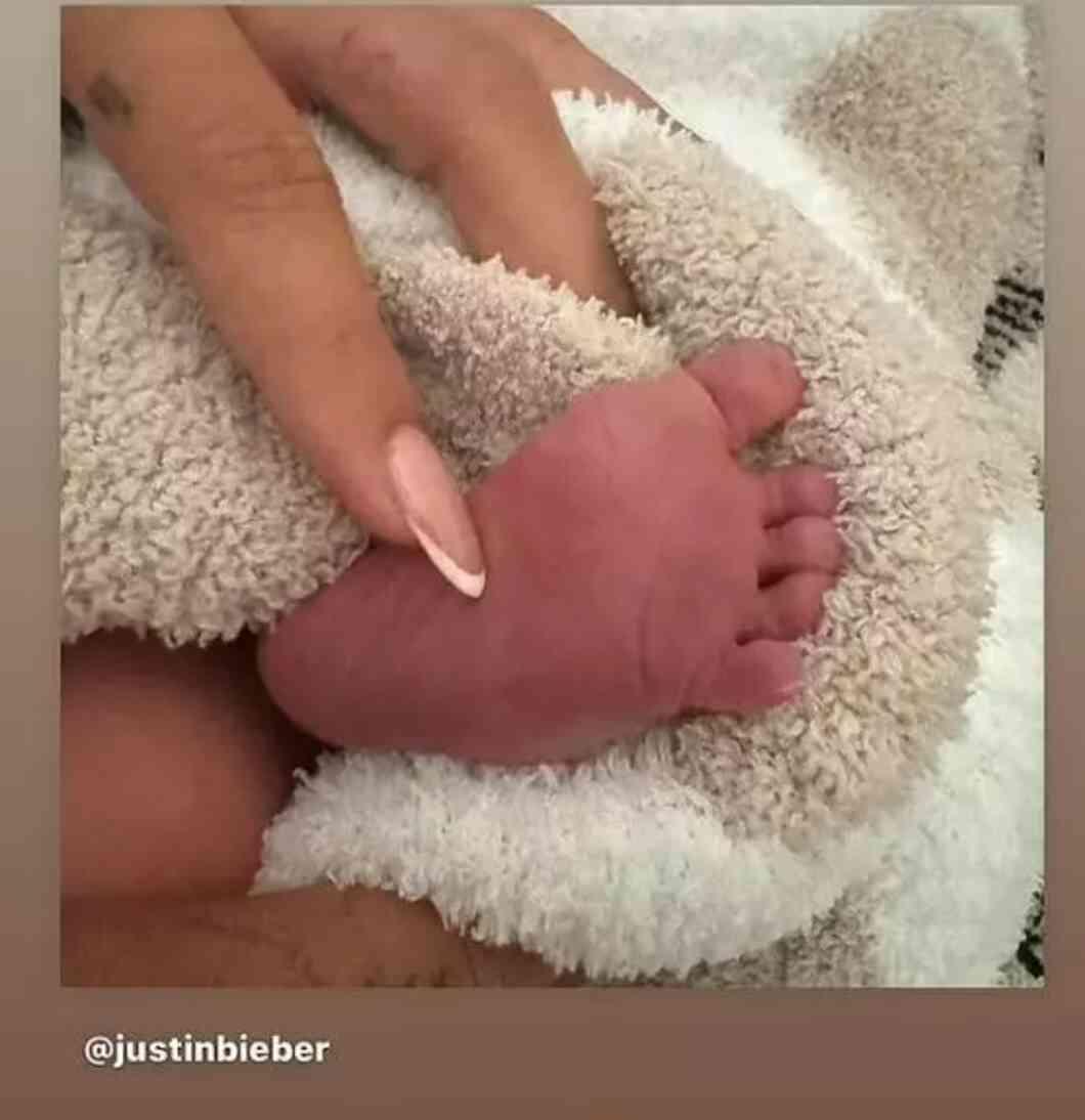 Justin ve Hailey Bieber çiftinin bebeği doğdu mu? Hailey Bieber ne zaman doğurdu? Justin ve Hailey Bieber çiftinin bebeği doğdu mu? Hailey Bieber ne zaman doğurdu?