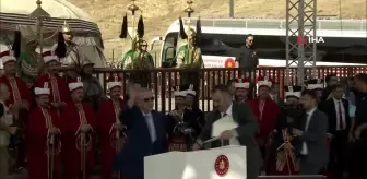 Cumhurbaşkanı Erdoğan: 'Bu toprakların asıl sahipleri bizleriz. Anadolu'da varlığımızı hazmedemeyenler büyük bir bozguna uğrar'