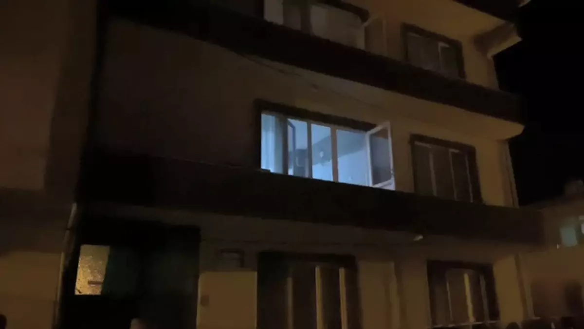 Baba, Tartıştığı Kızını Boğarak Öldürdü