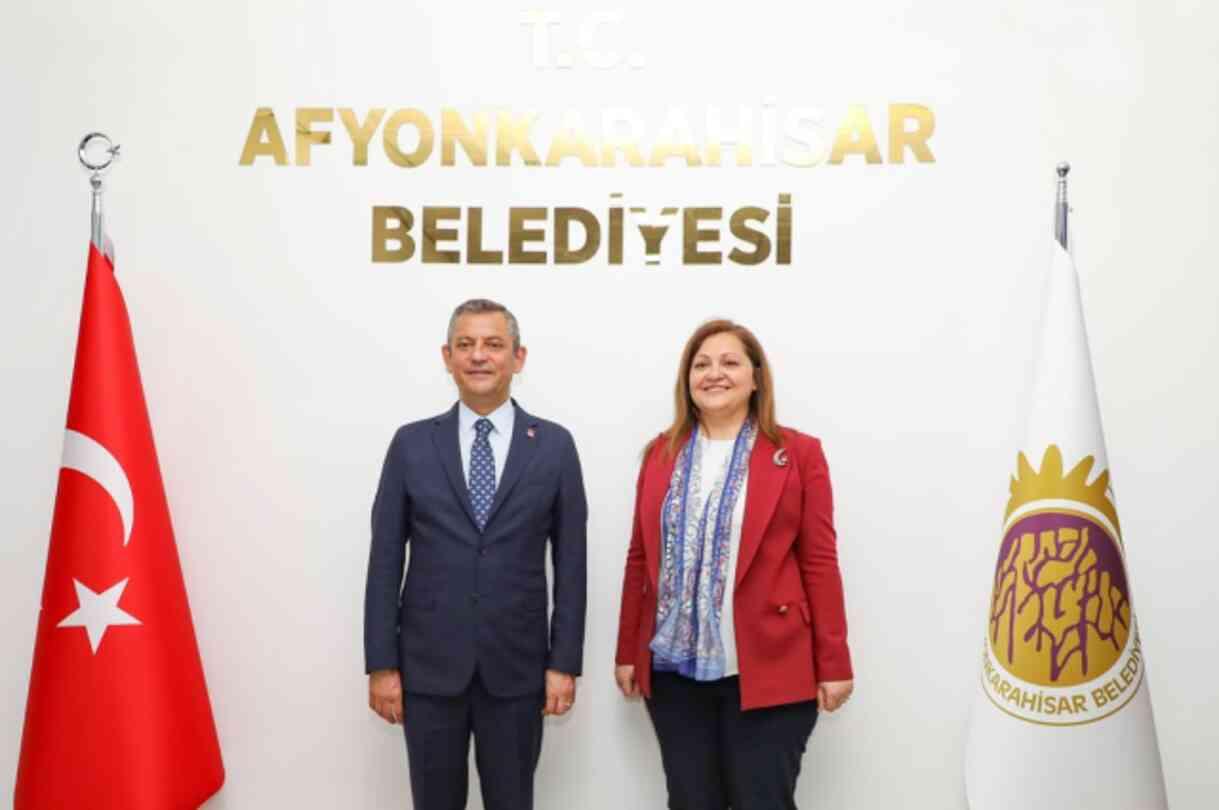 Burcu Köksal kimdir? Afyonkarahisar Belediye Başkanı Burcu Köksal kaç yaşında ve nereli? Burcu Köksal kimdir? Afyonkarahisar Belediye Başkanı Burcu Köksal kaç yaşında ve nereli?