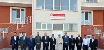 Diyanet İşleri Başkanı Ali Erbaş, Ahlat'ta Şehit Eren Öztürk Külliyesi'ni ziyaret etti