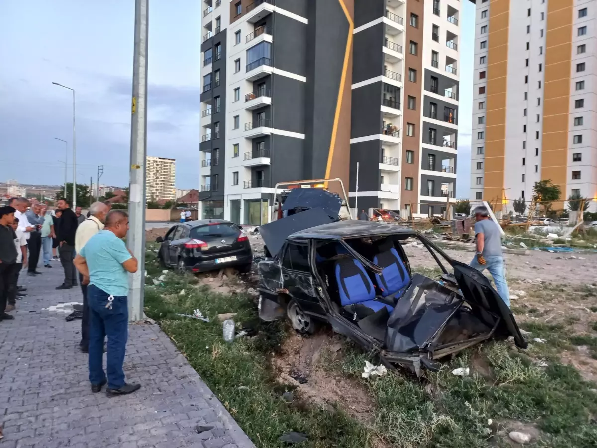 Kayseri'de kaza: 3 kişi yaralandı
