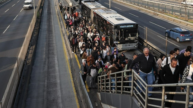 Metrobüs Beşyol durağı kapalı mı, neden kapalı? Metrobüs Beşyol durağı ne zaman açılacak?