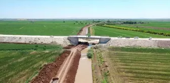 Şanlıurfa'da Tahliye Kanalı Açma Çalışmaları Devam Ediyor