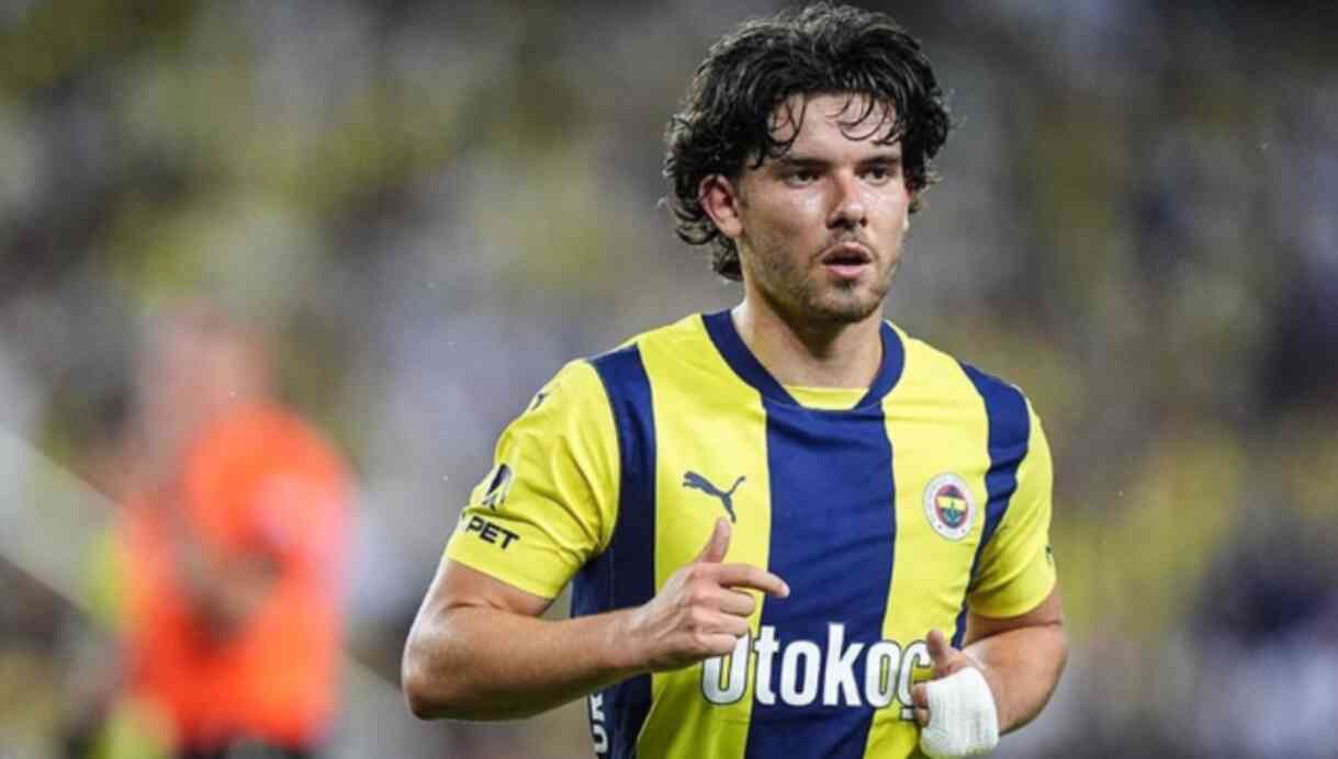 Ferdi Kadıoğlu ne kadara transfer oldu, kaça gitti? KAP açıklaması Ferdi Kadıoğlu ne kadara transfer oldu, kaça gitti? KAP açıklaması
