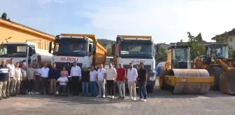 CHP Kocaeli Milletvekili Harun Özgür Yıldızlı, Karamürsel Belediyesine 7 iş makinesi tahsis etti