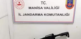 Manisa'da Pitbull ve Ruhsatsız Silahlar Ele Geçirildi