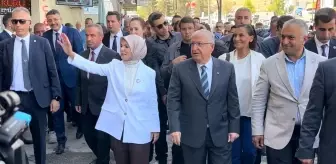 Milli Savunma Bakanı Yaşar Güler ve Aile ve Sosyal Politikalar Bakanı Mahinur Özdemir Göktaş, Yüksekova'da Esnafı Ziyaret Etti