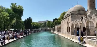 Şanlıurfa'da Balıklıgöl'de Çocuğun Kurtarılma Anı