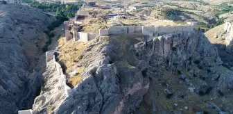 Elazığ'da Harput Kalesi'nde 1000 yıllık sanayi sitesi bulundu