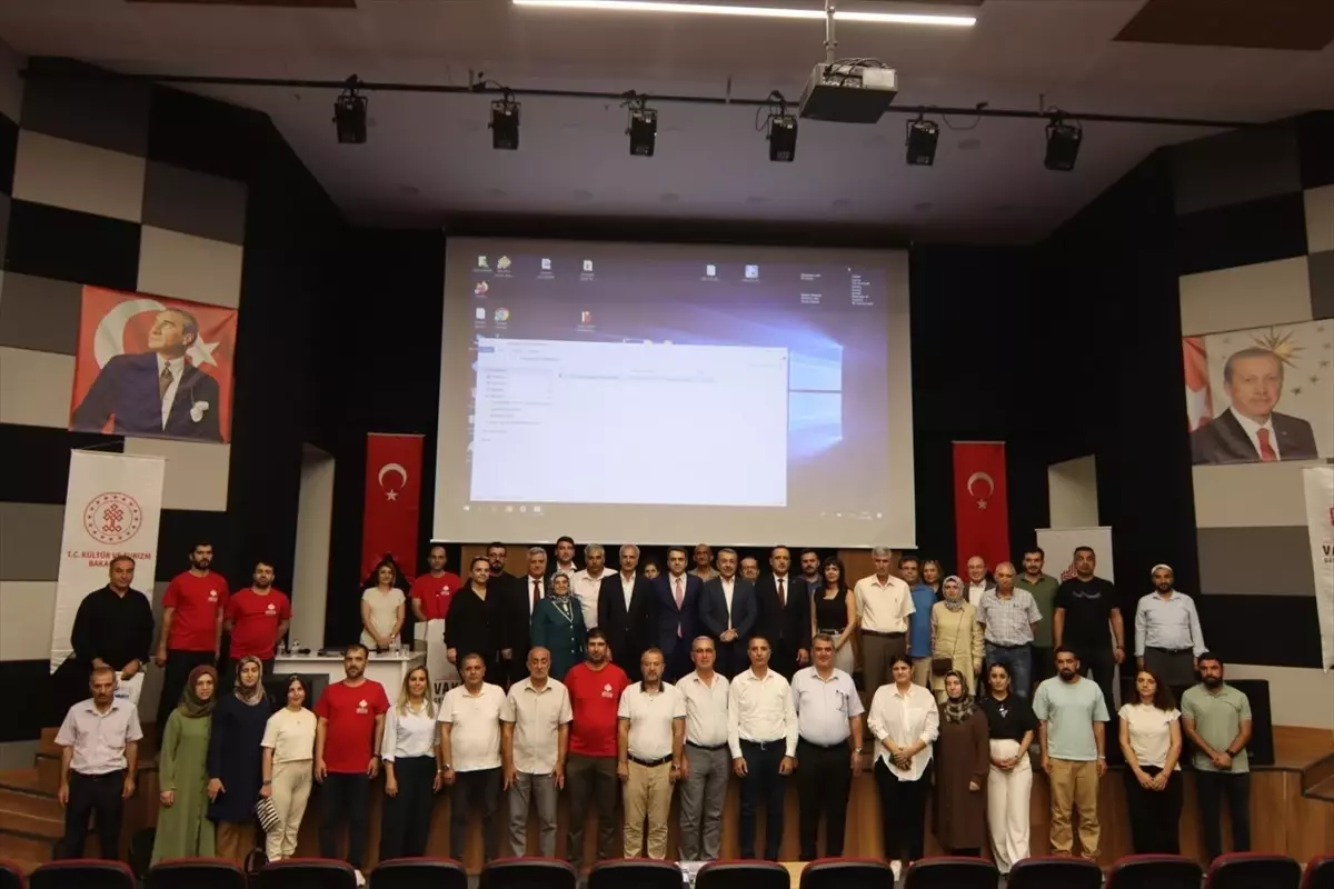 Diyarbakır'da Vakıflar Eğitim Programı düzenlendi