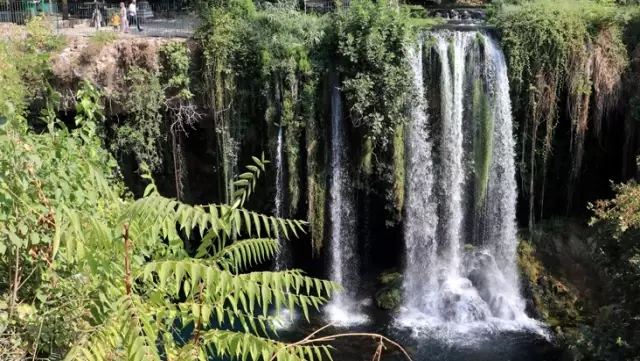 The waterfall, which has scenes from Yeşilçam movies, is experiencing a surge of visitors! There are even people coming from India.