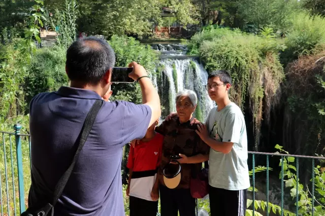 Düden Waterfall, which is a scene for Yeşilçam films, attracts a large number of visitors