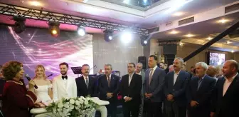 BBP Genel Başkanı Mustafa Destici, partili üyenin oğlunun nikah şahitliğini yaptı