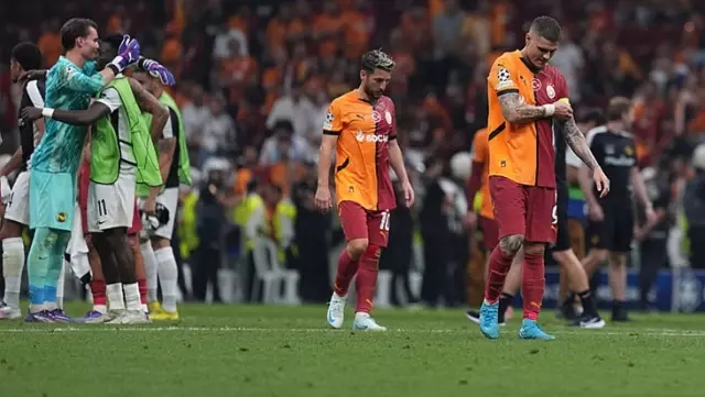 The pot is boiling at Galatasaray, promises were not kept! Players knocked on Okan Buruk's door.