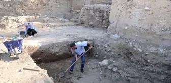 Mersin'deki Yumuktepe Höyüğü'nde Kazı Çalışmaları Başladı