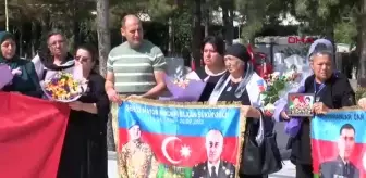 Azerbaycanlı 30 şehit ailesi Cebeci Askeri Şehitliği'ni ziyaret etti