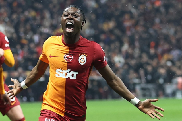 Galatasaray, Derrick Köhn'ü Werder Bremen'e kiraladı