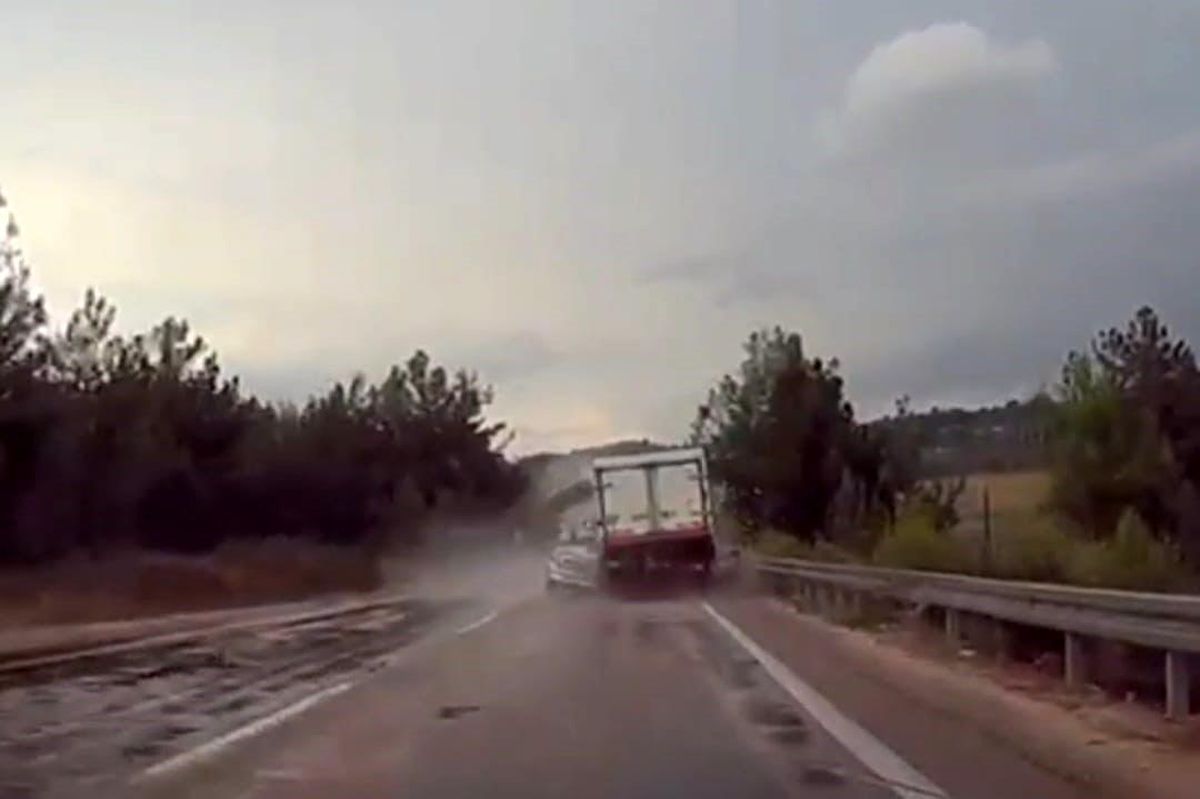 Kadirli'de trafik kazası: Baba ve kızı hayatını kaybetti