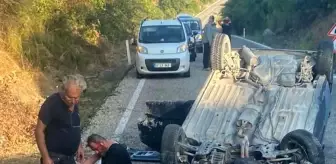 Balıkesir Gönen'de Trafik Kazası: Sürücü Yaralandı