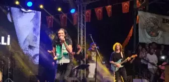 Murat Kekili, Geleneksel Zengibar Karakucak Güreş ve Kültür Festivali'nde sahne aldı