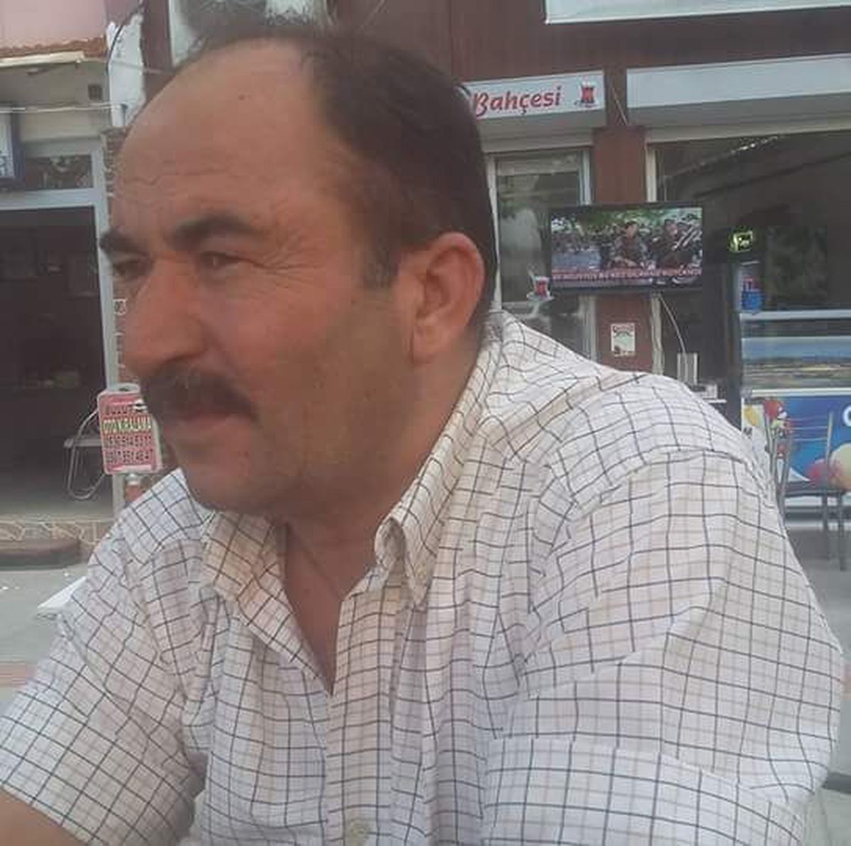 Manisa'da Eşiyle Küs Olan Adam Otomobilinde Ölü Bulundu