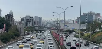 İstanbul'da Okul Öncesi ve İlkokul Birinci Sınıf Öğrencilerinin Uyum Haftası Trafik Yoğunluğuna Neden Oldu