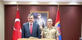 Erzurum İl Jandarma Komutanlığı'ndan İzmir İl Jandarma Komutanlığı'na görevlendirilen Tümgeneral Metin Düz'ün yerine atanan Jandarma Genel Komutanlığı Asayiş Daire Başkanı Tuğgeneral Engin Avcı göreve başladı