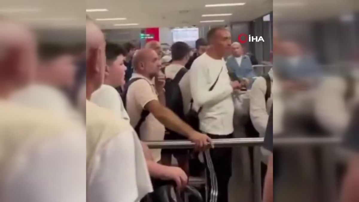 AJet'ten rötar rekoru