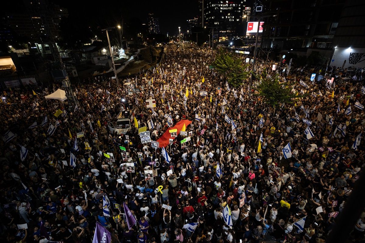 İsrail'de Netanyahu'ya karşı protestolar devam ediyor