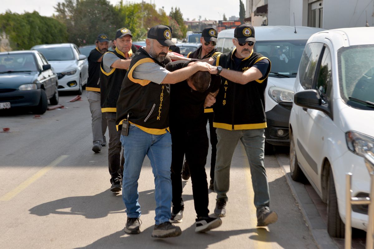 Adana'da Mobilya Dükkanına Saldırı ve Haraç Olayı