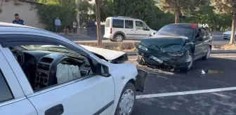 Malatya'da zincirleme trafik kazası: 3 Yaralı