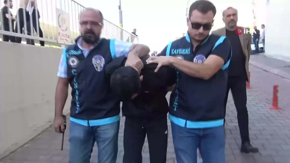 Okul harçlığı biriktirmek için çalıştığı iş yerinden evine giderken öldürülen Edanur'un katil zanlısına ağırlaştırılmış müebbet