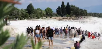 Pamukkale'yi Ziyaret Eden Turist Sayısı Yüzde 12 Arttı