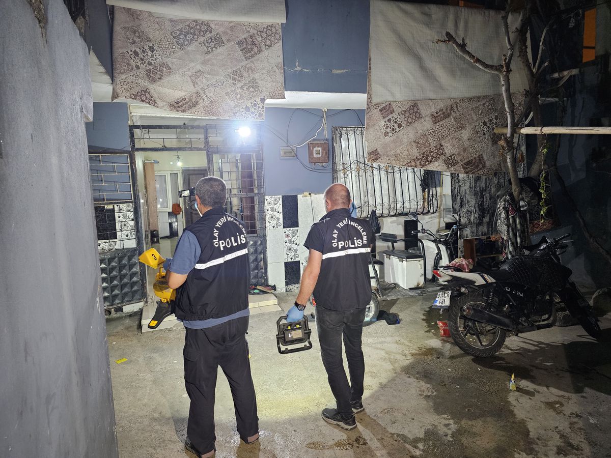Adana'da Yatakta Uyurken Tabancalı Saldırıya Uğradı